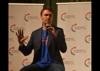 UČITELJI SLAVILI UBISTVO ČARLIJA KRIKA: Obrazovni sistem kao oružje liberala