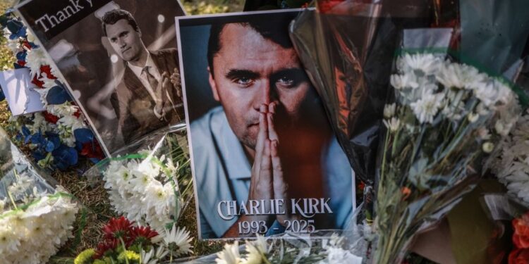 Amerika se oprašta od Kirka – Heroja svih generacija