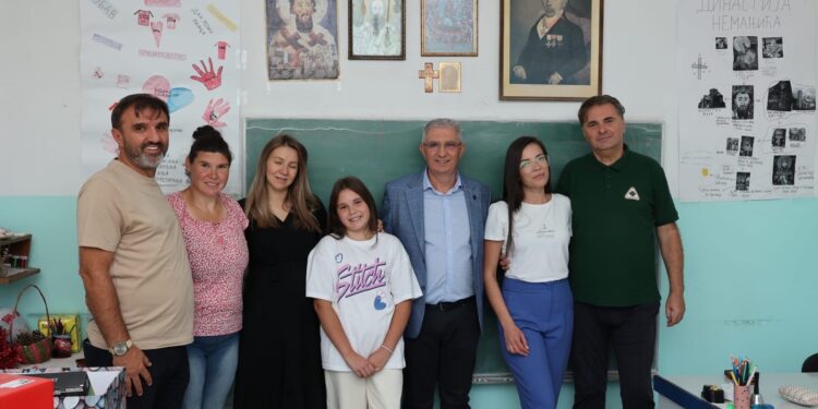 Dar za Anđelinu svetliju budućnost