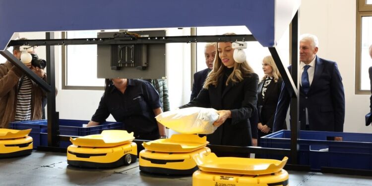 Pošta Srbije pustila u rad robotizovani sistem u Kraljevu