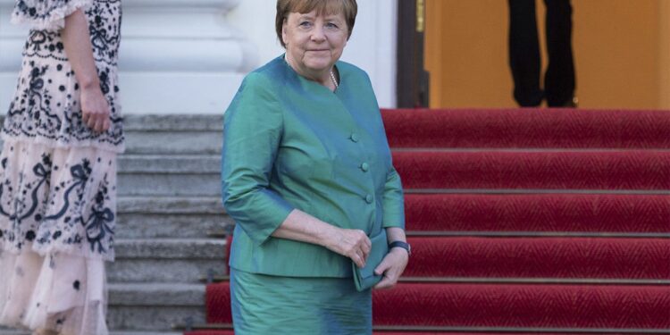 Merkel o Ukrajini: Oštre kritike iz Poljske, pohvale iz Moskve