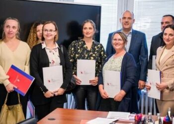 Sve više belih mantila vraća se kući – dosta je bilo tuđine
