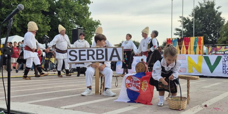 Decenija povezivanja matice i rasejanja