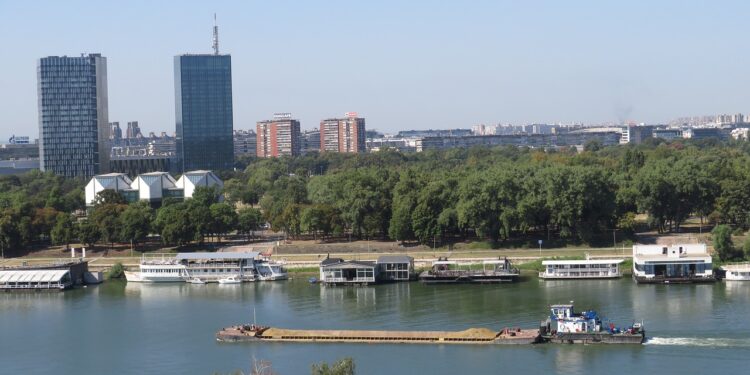 Vreme sutra: Posle hladnog jutra, pretežno sunčano i relativno toplo, do 20 stepeni