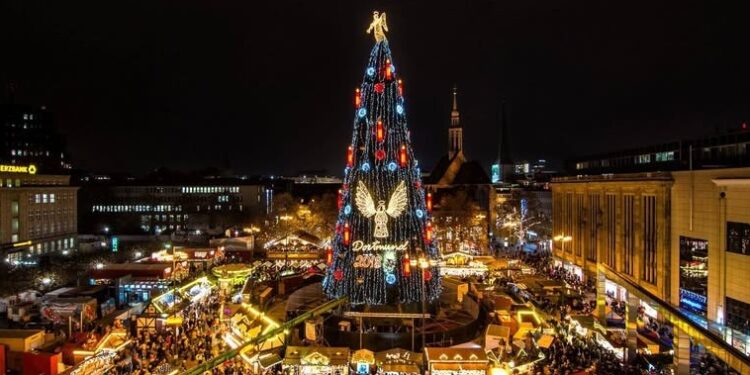 Dortmund osvetlio najveću jelku, budžet gori više od lampica