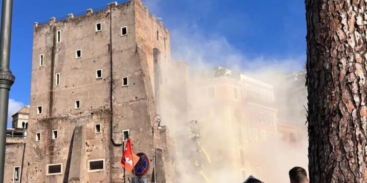 Užas u Rimu: Srušila se kula stara hiljadu godina – radnici zatrpani