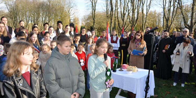 Srbi u Francuskoj odali poštu junacima iz prošlosti