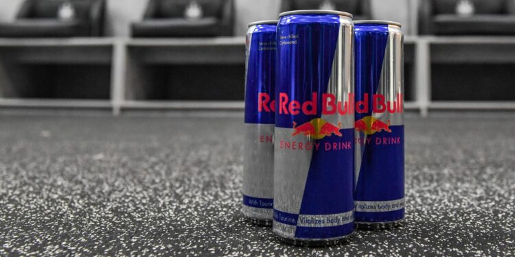 Red Bull pod istragom: da li jedan gigant određuje pravila za celo tržište?