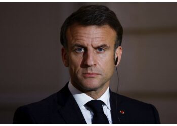 Makron šokirao Francusku: „Gradska elita plaća narko – dilere”