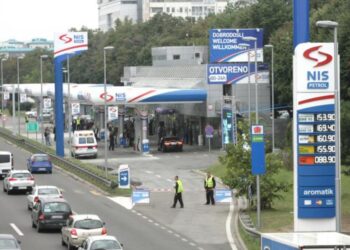 Da li će i poslovne banke obustaviti promet sa NIS-om