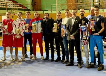 Zlatna rukavica 2025: budući šampioni boksa zablistali na Zlatiboru