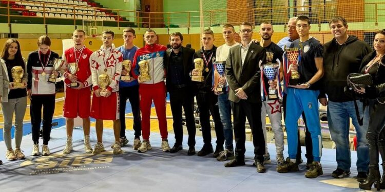 Zlatna rukavica 2025: budući šampioni boksa zablistali na Zlatiboru