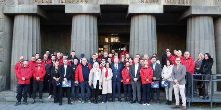 332 zaposlenih dobilo stalni posao u Pošti Srbije u 2025 – Direktor Anđelković uručio rešenja za 122 izvršilaca