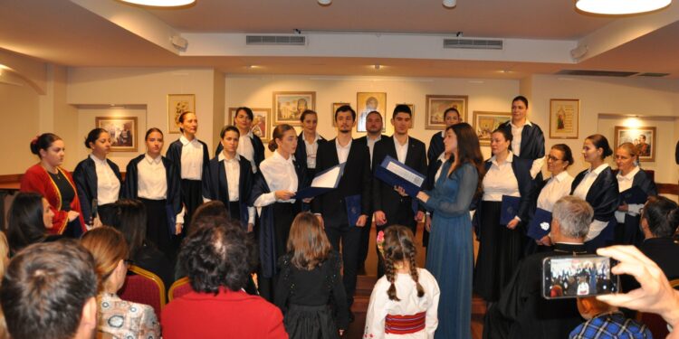 Donatorski koncert u Parizu ujedinio srpsku zajednicu