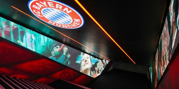 Bajern kažnjen 116.000 evra i zatvaranjem tribine
