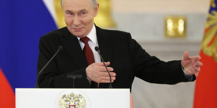 Putin: Situacija na međunarodnoj sceni sve se više pogoršava