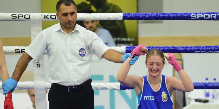 Trinaestogodišnja Mia Topić dominirala sve prepreke za novo zlato