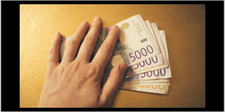 Prosečna zarada raste: Plata preko 1.000 evra nas čeka u 2026. godini
