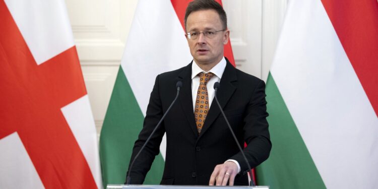 Sijarto: Oduprećemo se ucenama