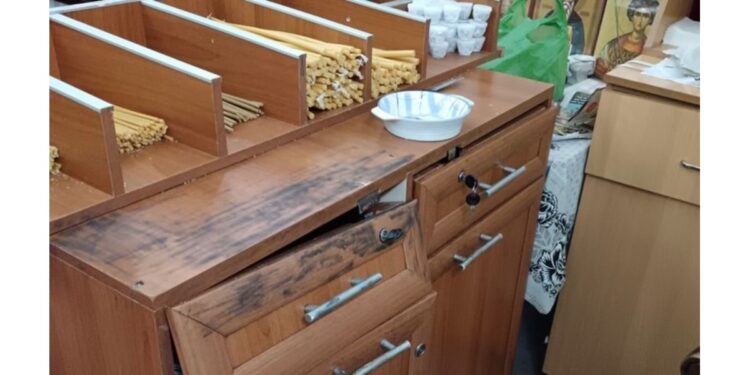 Obijene i opljačkane još dve crkve na Kosmetu