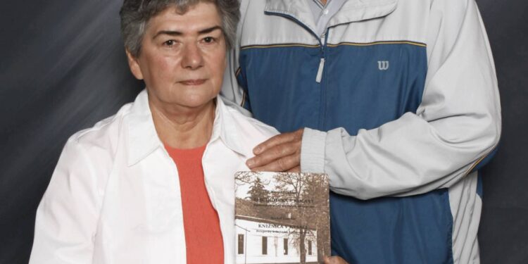 Domovinu čuvaju i stihovi ispisani u tuđini