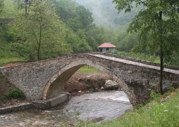 Rimski po legendi, večan po olovu: Most koji vekovima spaja Ljuboviju i Osečinu
