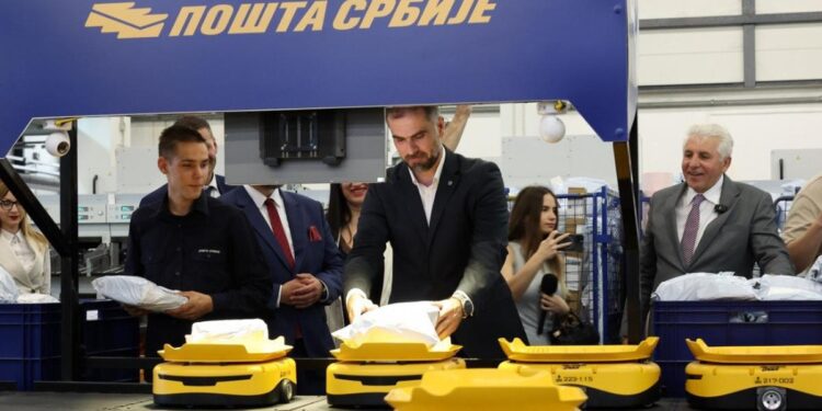 Pošta Srbije uvela novi sistem: Roboti ubrzavaju dostavu paketa