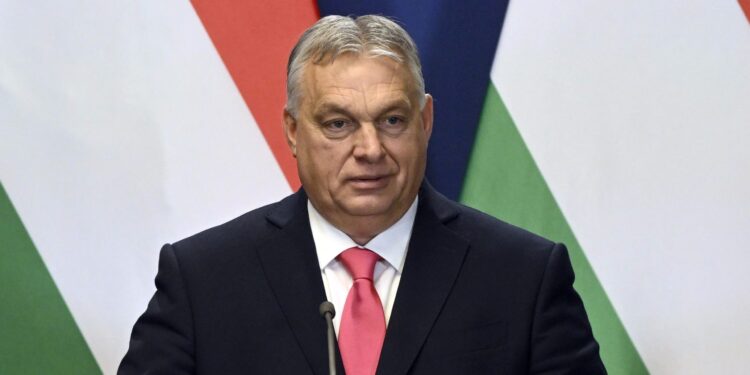 Orban: Evropa se sprema za rat