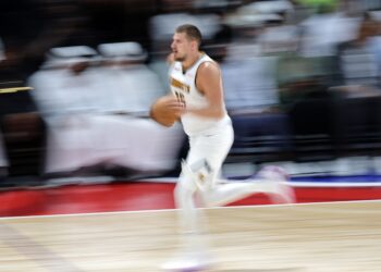 Jokić dominira Zapadom
