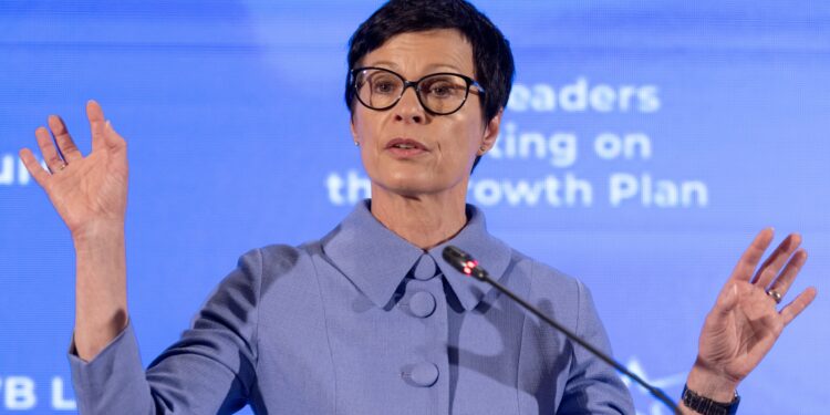 Obeshrabrujuća poruka za Kijev: Ukrajina ne može u EU do 2027.
