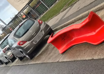 U Beču se parking mesto rezerviše dečijim toboganom