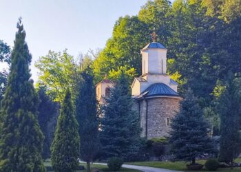 Manastirak: Na putu za Kopaonik stanica za mir i molitvu