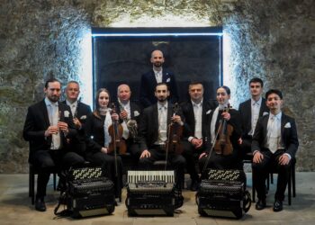 Čuvari narodnog melosa van matice