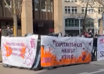 Neredi u Cirihu: Antifa demonstranti napali policiju i oštetili zgrade