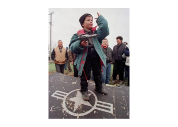 Srbija pamti: 5. dan bombardovanja 1999. godine – narod slavi obaranje ,,nevidljivog“
