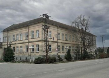 Bačka dobija modernu školu: Država gradi za nove generacije