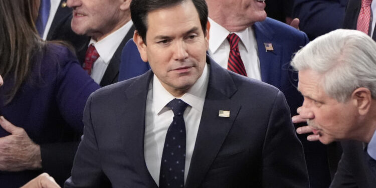 Rubio udario na NATO
