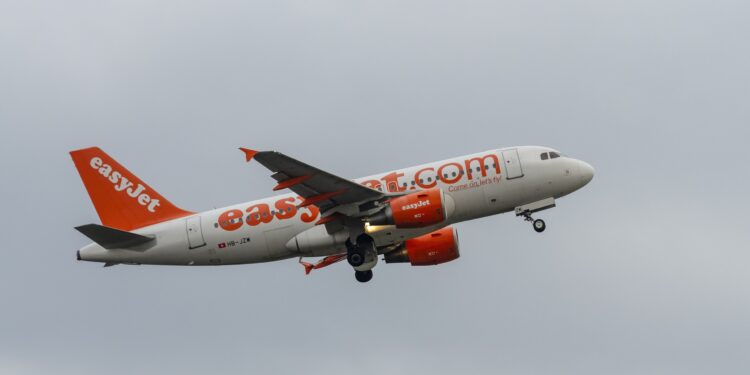 Štrajk kabinskog osoblja easyJet-a u Francuskoj pogađa šest velikih aerodroma baš tokom uskršnjih praznika