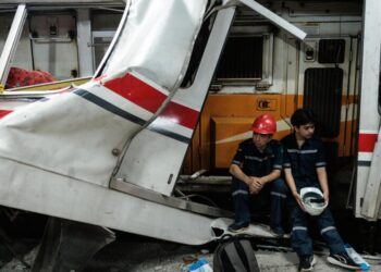 Novi bilans tragedije u Džakarti: 15 žena poginulo nakon sudara vozova