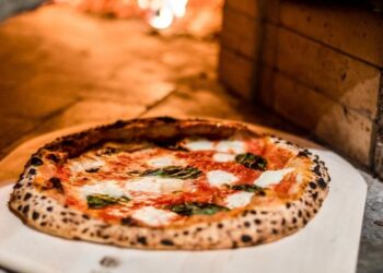 Italijanski apsurd: Pizzeria zatvorena zbog „smrada pizze“