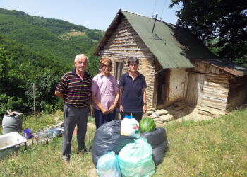 Sirotinja uvek u mislima