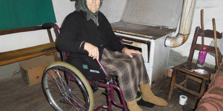 Sami u bedi i bespuću