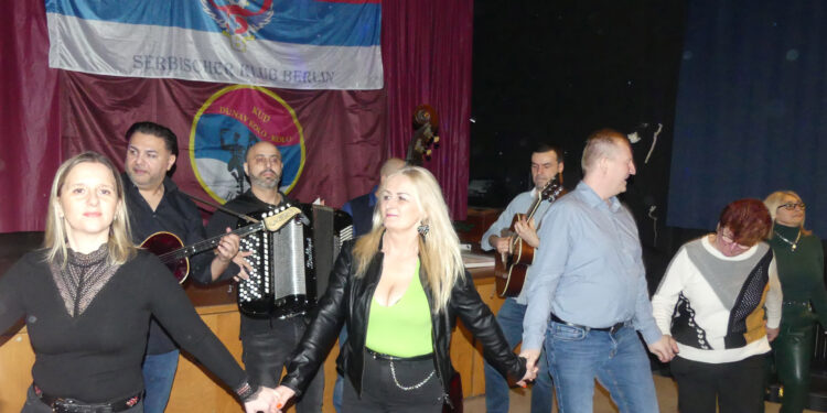 Boemsko veče u Srpskom klubu