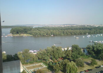 Dunavom lađe bez kapetana