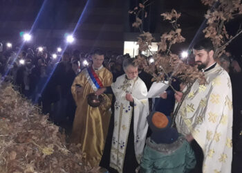 Plamen badnjaka ogrejao srca