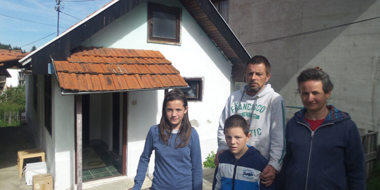 Dobri ljudi kupili kuću