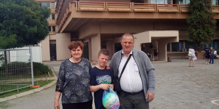 Bolest i beda sve veći