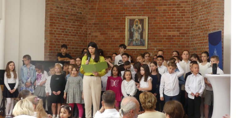Pesmom do otadžbine