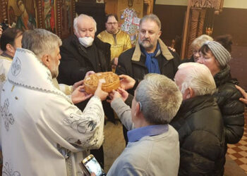 Kolač lomili sa vladikom