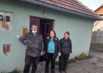 Dirnuti teškim sudbinama